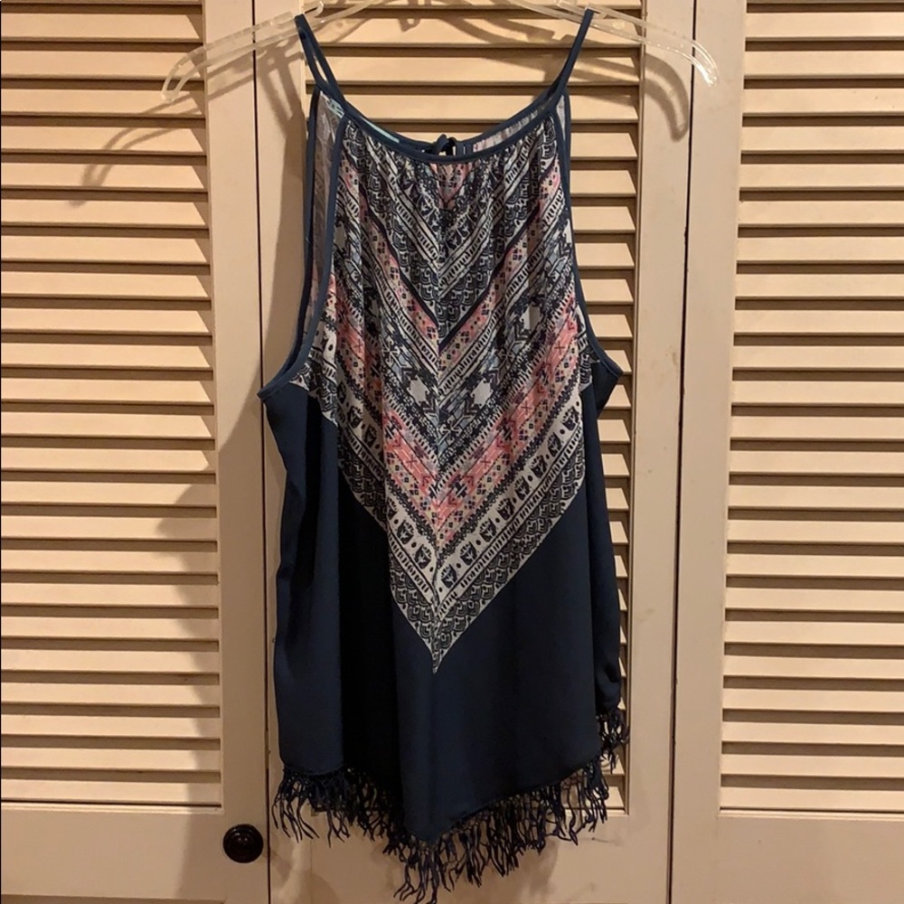 Adorable Bandanna Style Top - size XL